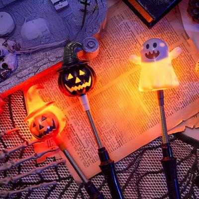 Dekorace Strašidelné Světlo Halloweenská Párty LED Svítící Tyčinka pro Děti, Strašidelná Dýně Bezpečná pro Děti Rozsvícená Tyč s Pružinou Halloweenské Dárky
