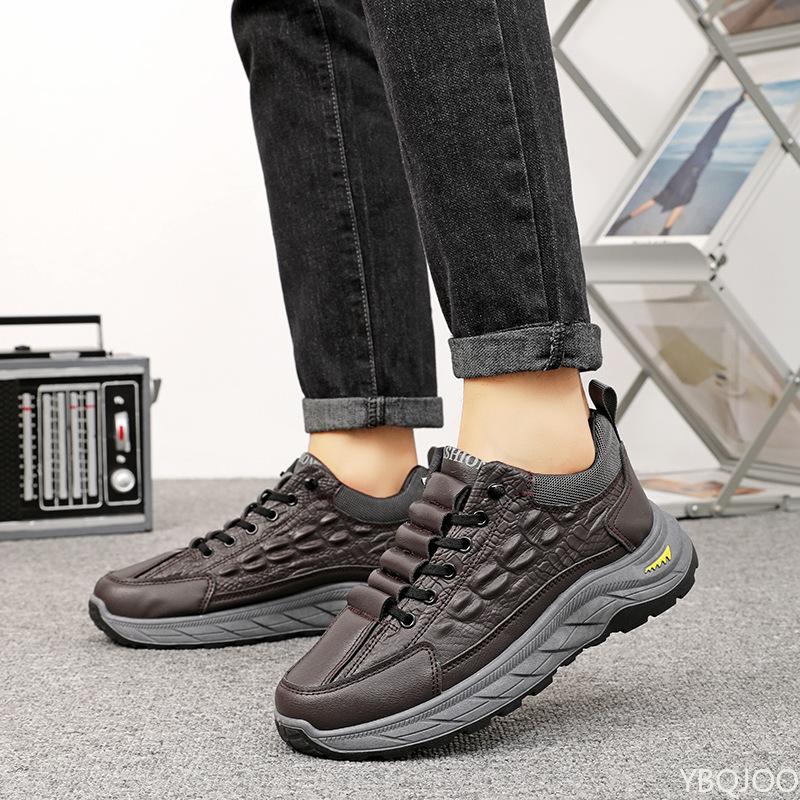 Men's New Cotton Shoes with Plush Warm Crocodile Pattern Design Versatile Men's Casual Sports Vulcanized Oversized Cotton Shoes