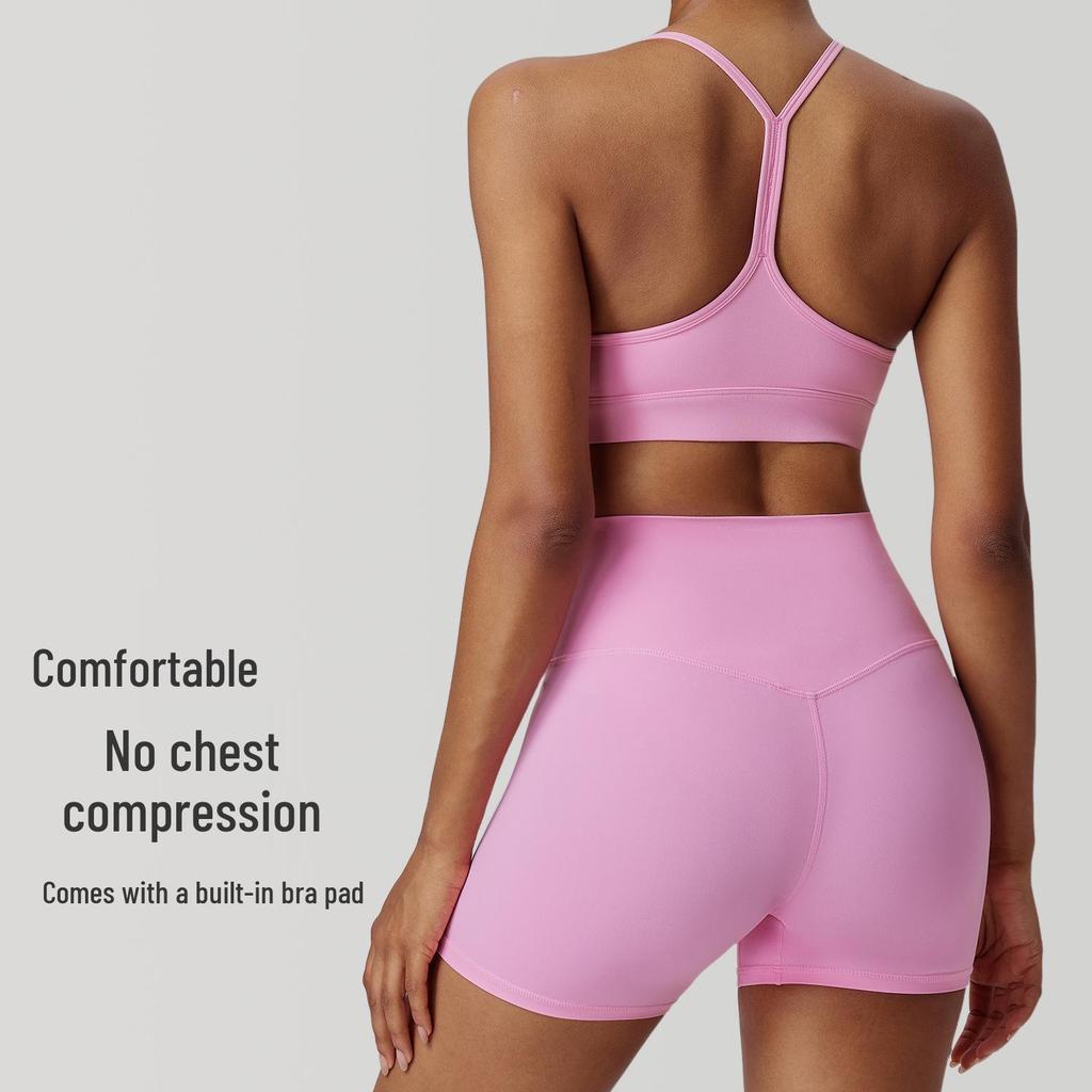 Plus Size Yoga Set: Beautiful Back, High Waist Shorts, Quick Dry Fitness Outfit