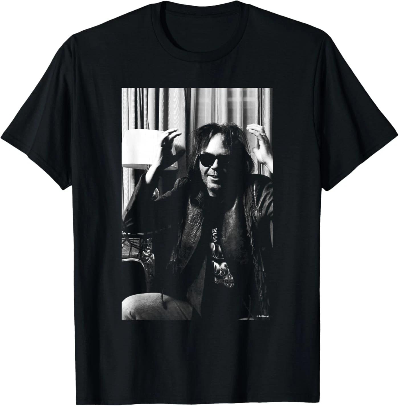 Heart of Gold Singer Neil Young Unisex T-Shirt S