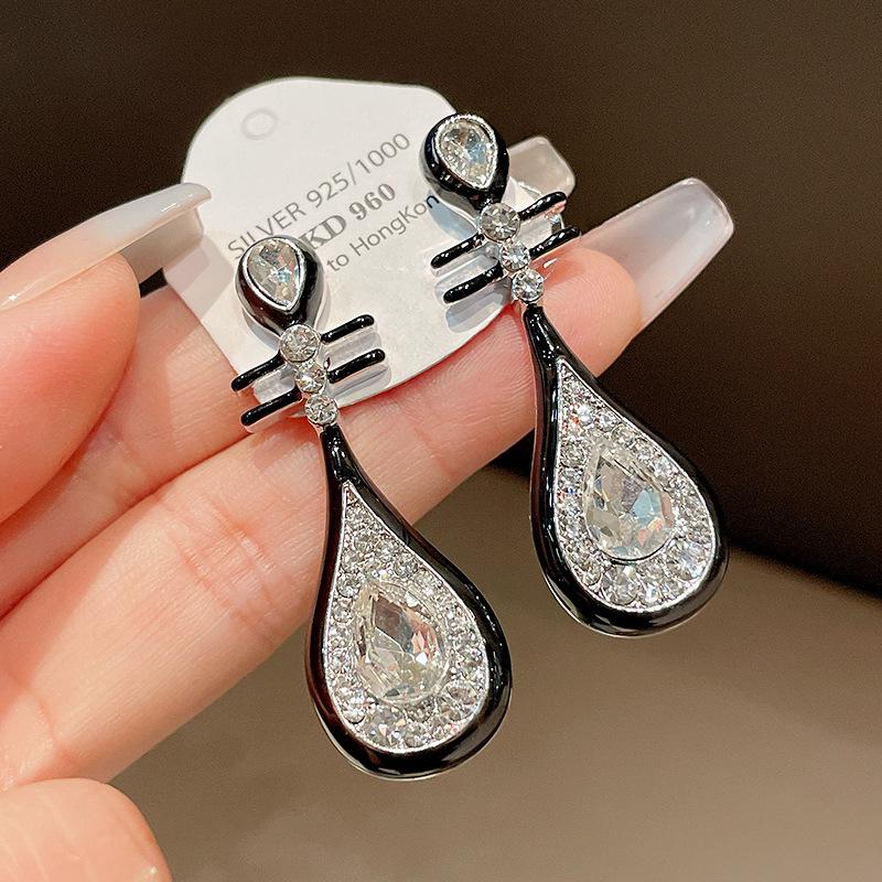 Bamboo Flower Earrings Retro Elegant Stud Earrings Fashion High Sense Earrings