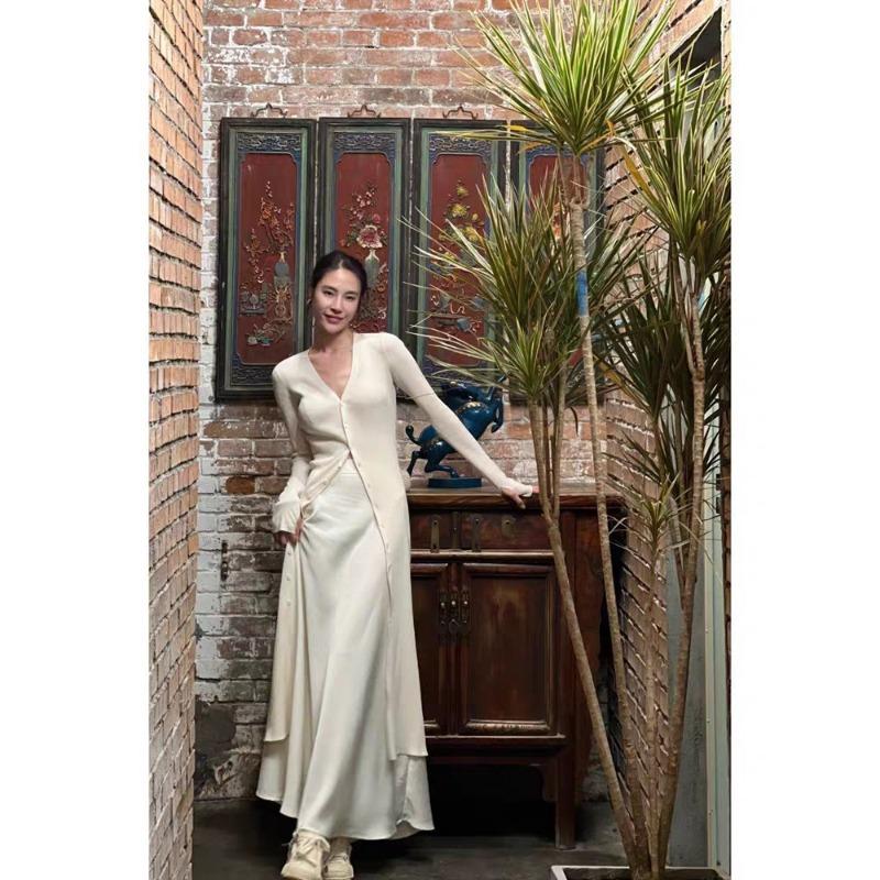 

Temperament Muse Fan Salt Light Mature Style Skinny Cover Meat Zen High Sense Light Luxury Unique Long Knitted Dress S бежевый