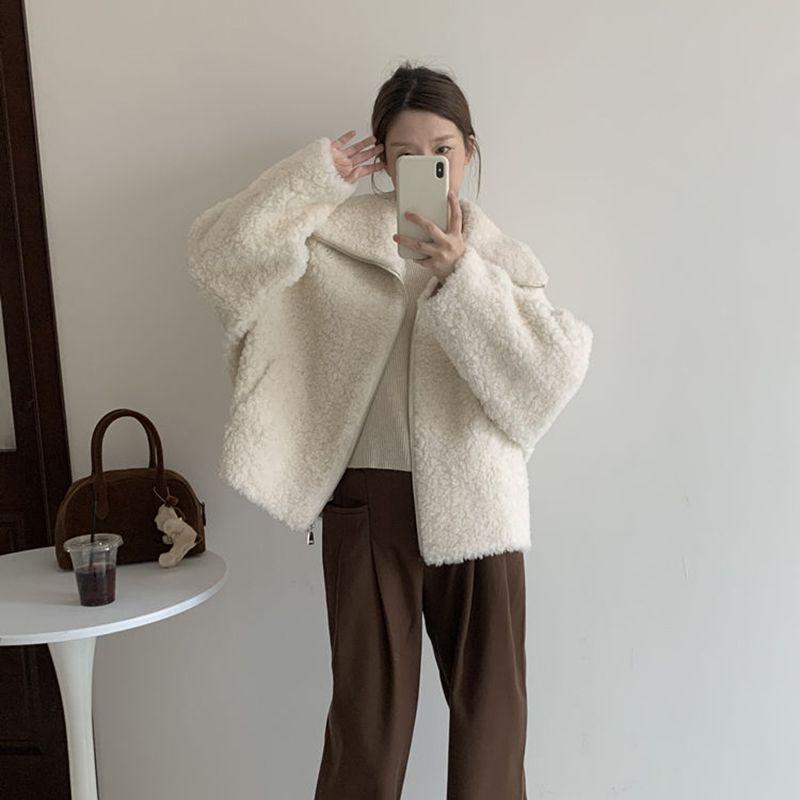 

Жіноча пухнаста куртка з овечої вовни: Універсальна корейська мода для осені та зими S (suggested 85-95 jin)