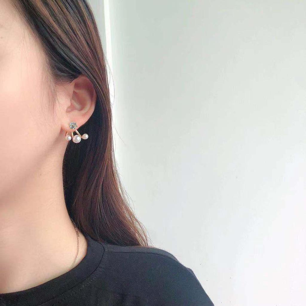 S925 Silver Korean Exquisite Pearl Stud Earrings - Versatile, High-End Design for Women