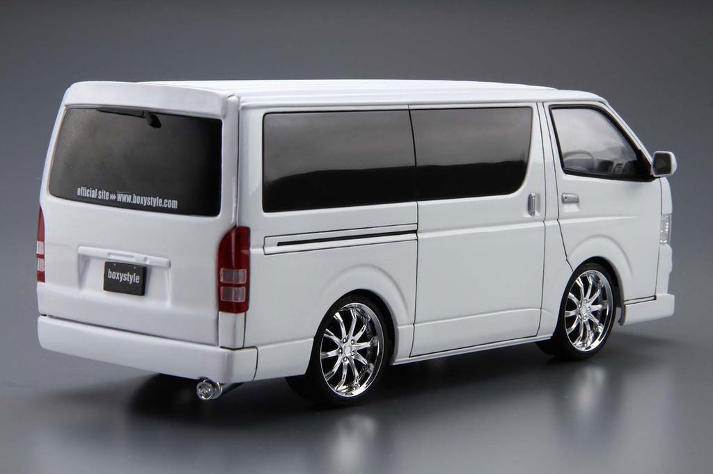 Aoshima Bunka Kyozai The Tuned Car 3 Boxystyle TRH200V Hiace Super GL Plastic Model Kit Co., Ltd. (AOSHIMA) No. 1/24 '10 (Toyota)