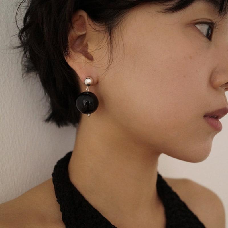 ANDEZVOUS PINA EARRINGS (ONYX)