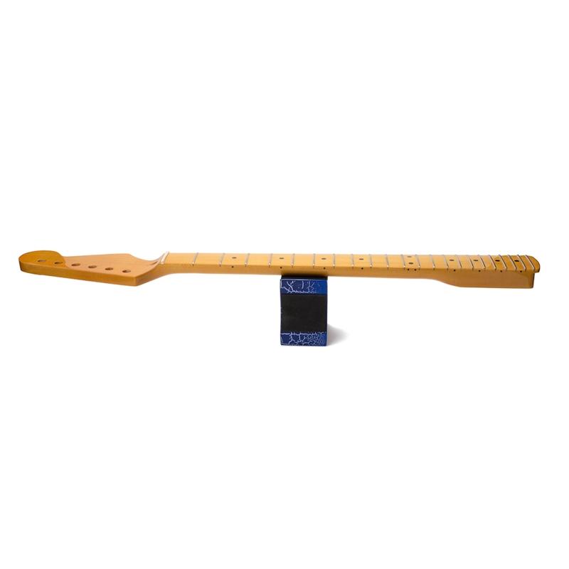 Anti-Slip Guitar Neck Rest Support Pillow String Instrument Neck Luthier Tool for Guitar Ukulele Violins Banjos Mandolin