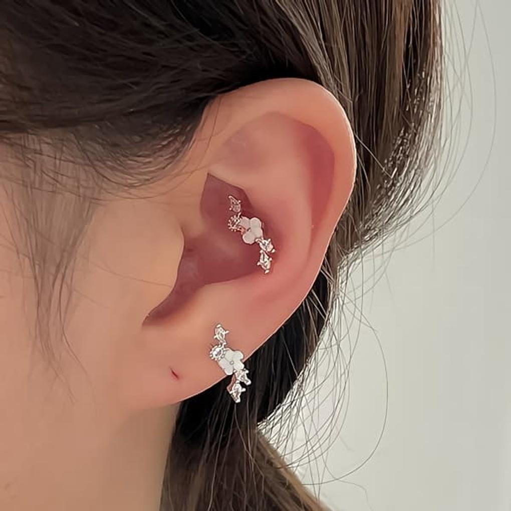 Women's White Flower Stick Piercing Inner Conch Earrings