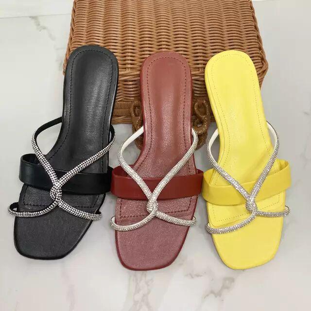Lady's Flat Slippers Large Size Flat Shoes Fashion Casual Solid Color Rhinestone Cross Strap Women's Sandals