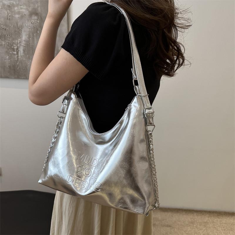 Trendy 2024 Women's Dual Shoulder Strap Tote Bag With Chain And Zipper Closure