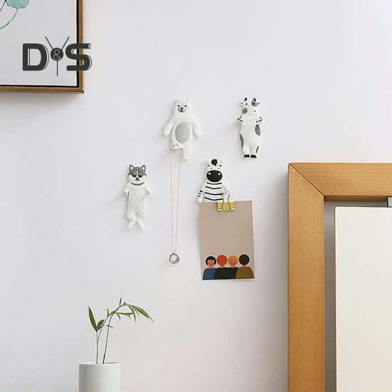 4Pcs Self-Adhesive Wall Hooks Cute Animal Shape Simple Installation Kitchen Bathroom Reusable Seamless Hooks