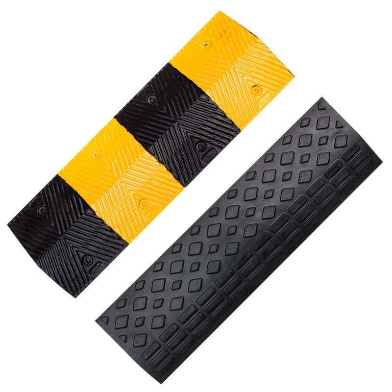 Triangular Rubber Car Slope Pad for Uphill Climbing and Speed Control with Reinforced Steel