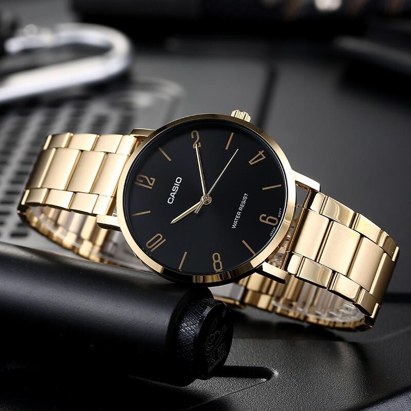 Casio CASIOSTANDARD Series Classic Simple Exquisite Fashion Black Waterproof Tri-fold Buckle Quartz Movement Stainless Steel Strap MTP-VT01G-1B2