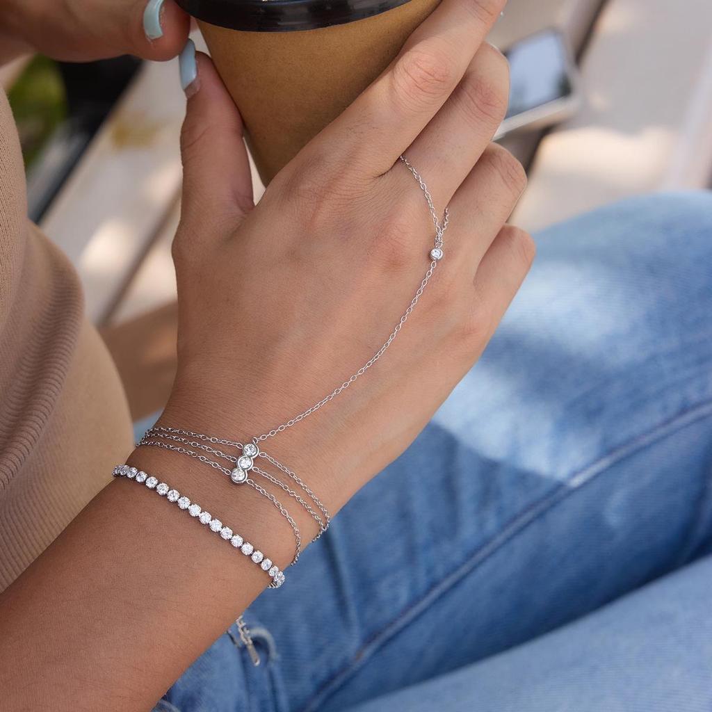 European and American Stainless Steel Zirconia Finger Bracelet - Light Luxury Fashion Jewelry Design