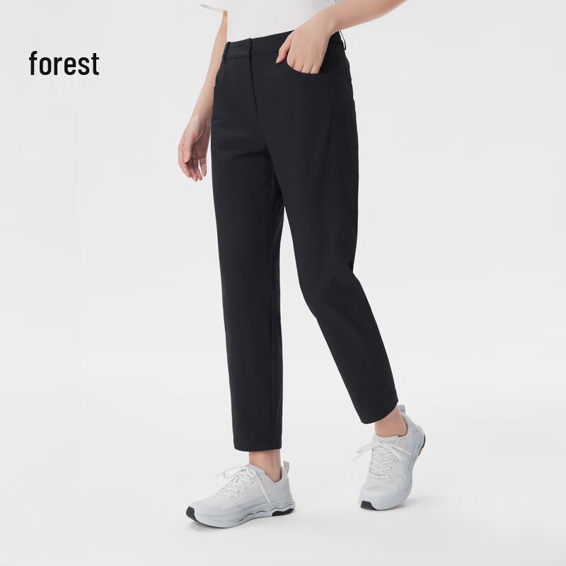 KOLON SPORT Women s Water-Repellent Softshell Cropped Pants M