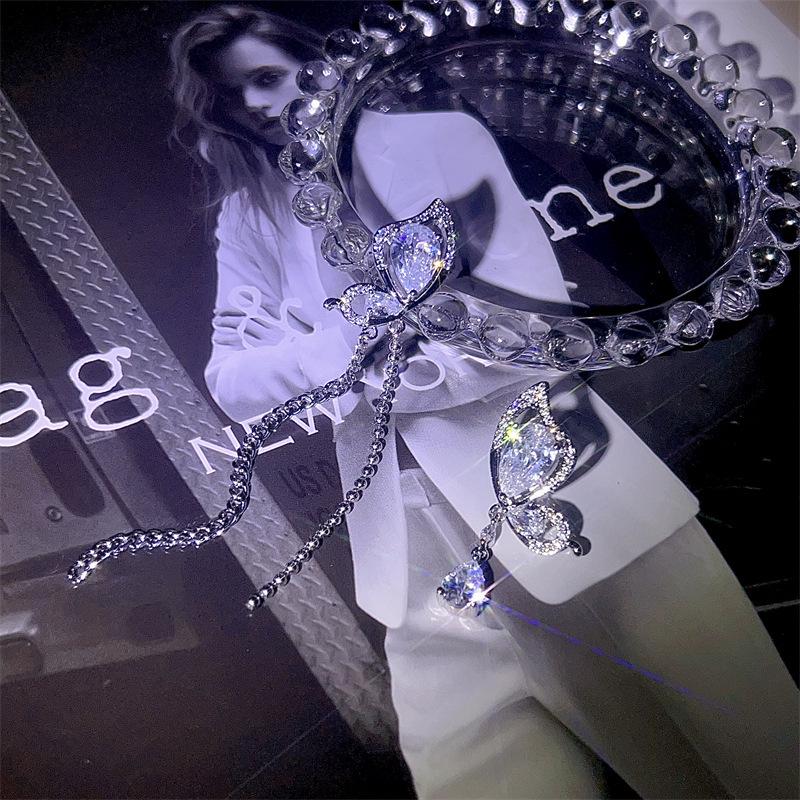 Elegant Irregular Butterfly Stud Earrings: Trendy High-End Jewelry for Women