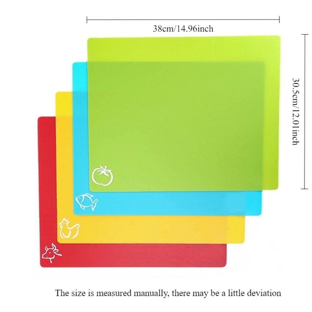 D2 Food-grade 4PCS Flexible Plastic Sticky Cutting Board Non slip Cutting Board Easy To Clean Outdoor Portable Fruit Cutting Mat