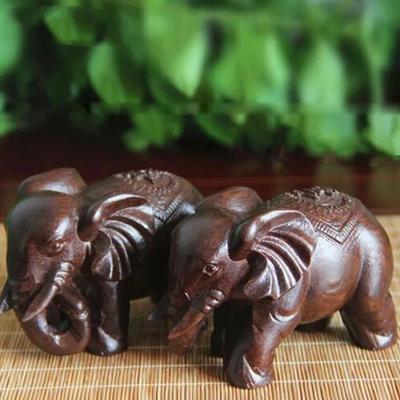 Luxury Elephant Figurine Wooden Ornaments Crafts Retro Home Feng Shui Desktop Decoration Natural Carved Elephant Statue