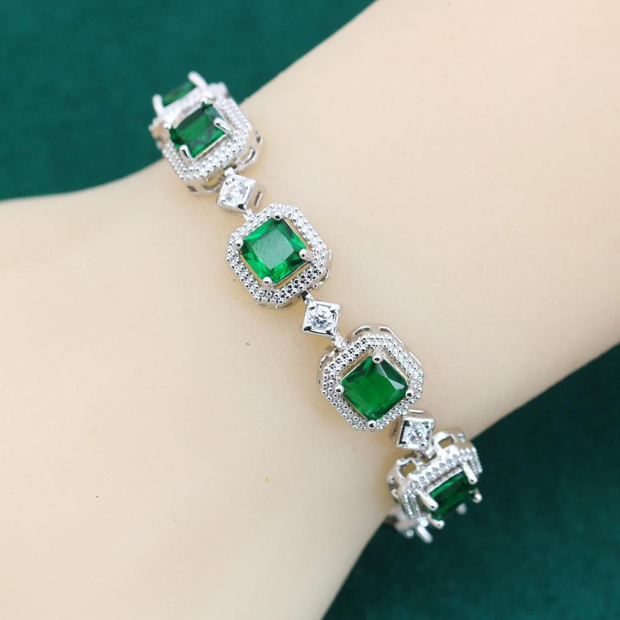 

Luxury Luxury Diamond Set Zircon Bracelet Jewelry