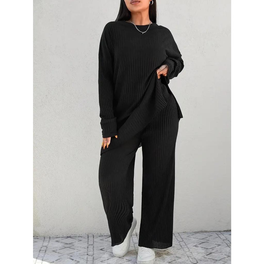 QICED Two-piece Set: A Fashionable, Casual and Slimming Round-neck Long-sleeved Solid-color Knitted Suit