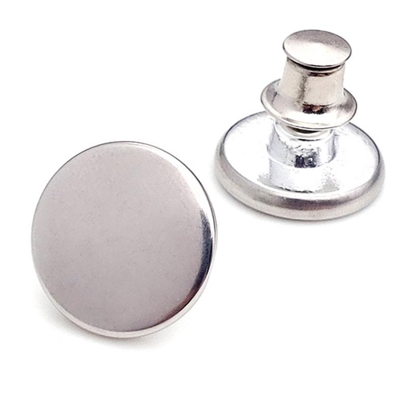 Mygtuko neturintis nuimamas užsegimas užuolaidų tvirtinimui