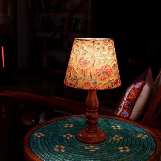 45 Cm Table Lamp with Wooden Base, Floral Pattern Fabric Shade, Traditional Design Living Room, Home, Office, Decor