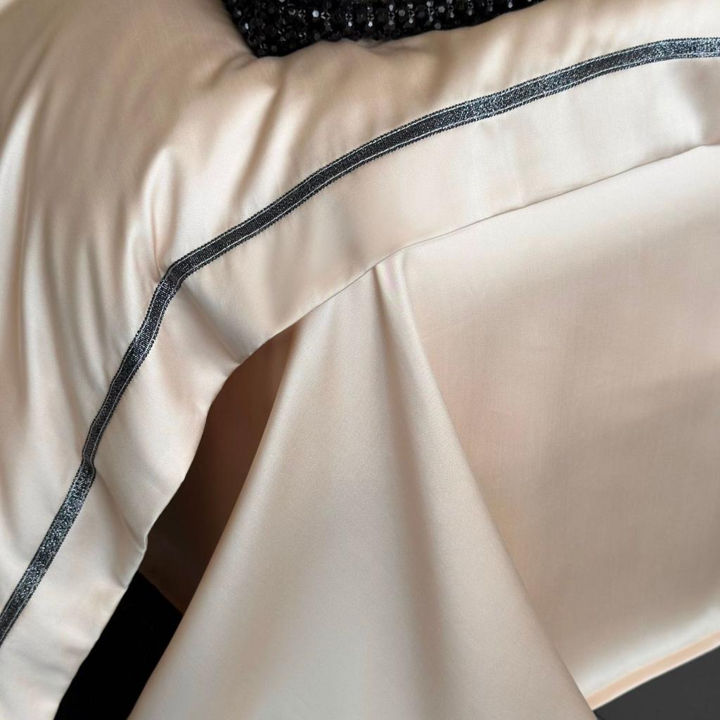 Pure Cotton Bedding Four-piece Set Embroidered Quilt Cover Bed Sheet Pillowcase Set