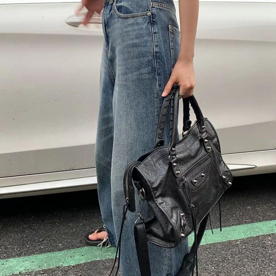 Mote Toteveske med Stor Kapasitet for Kvinner - Japansk & Koreansk Stil, Allsidig Hverdagsveske, Crossbody- og Skulderveske