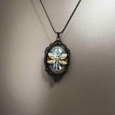 Vintage Elegante Libellen-Anhänger mit Geschenk Schmuck Gotische Halskette Schmuck Trendig Exquisit