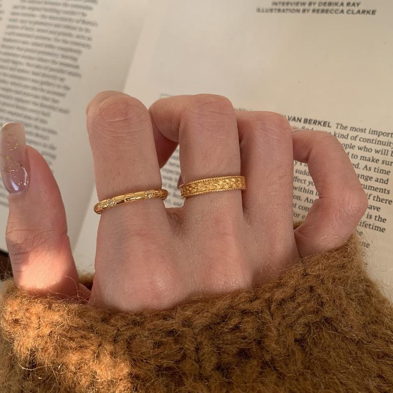 Light Luxury Retro High-Value Brushed Plain Ring Wheat Ear Twist Edge Ring Niche Design Personalized Versatile Ring