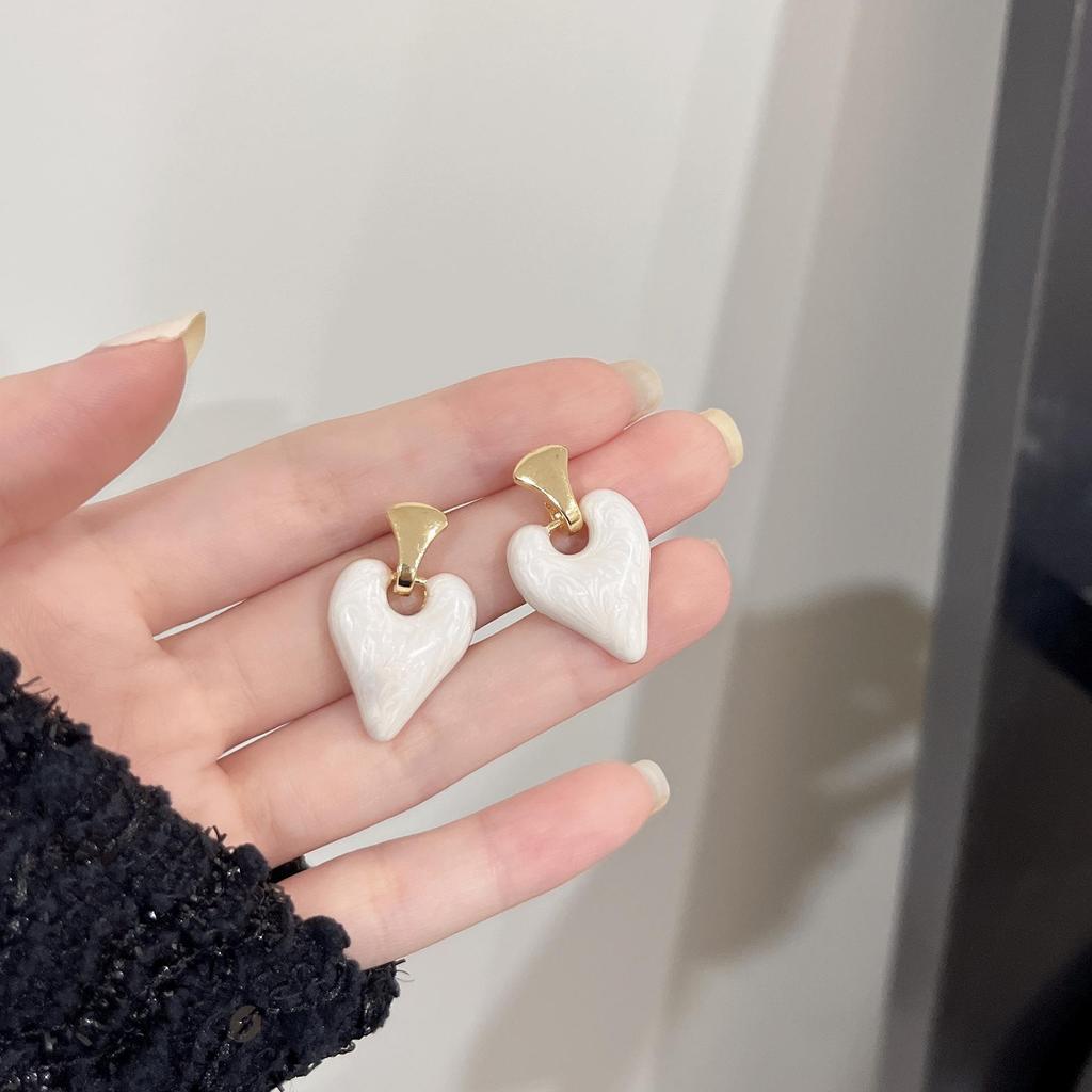 Elegant French Drip Glaze Heart Earrings: Romantic, High-End, Simple Ear Studs and Clips for Women.