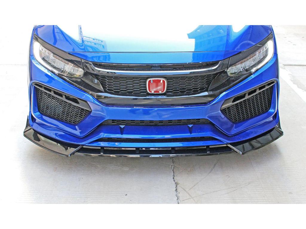 Civic RS Models (16-21) Track Wide Body Kit: FC450 Front Lip, Rear Spoiler, Rear Diffuser, Side Skirts, Roof Spoiler.