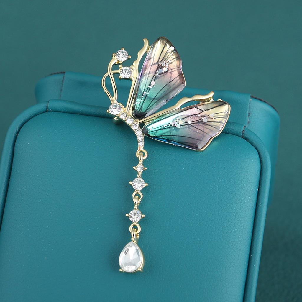 Water drop fringed butterfly brooch high-end design sense gradual change wing pin Yiwu clothing accessories corsage