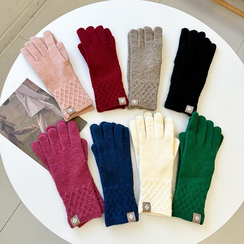 Knitted Cashmere Gloves for Autumn and Winter Women's Solid Color Labeling To Keep Warm and Cold proof Wrist Guards Divided Fingers and Leak Fingers