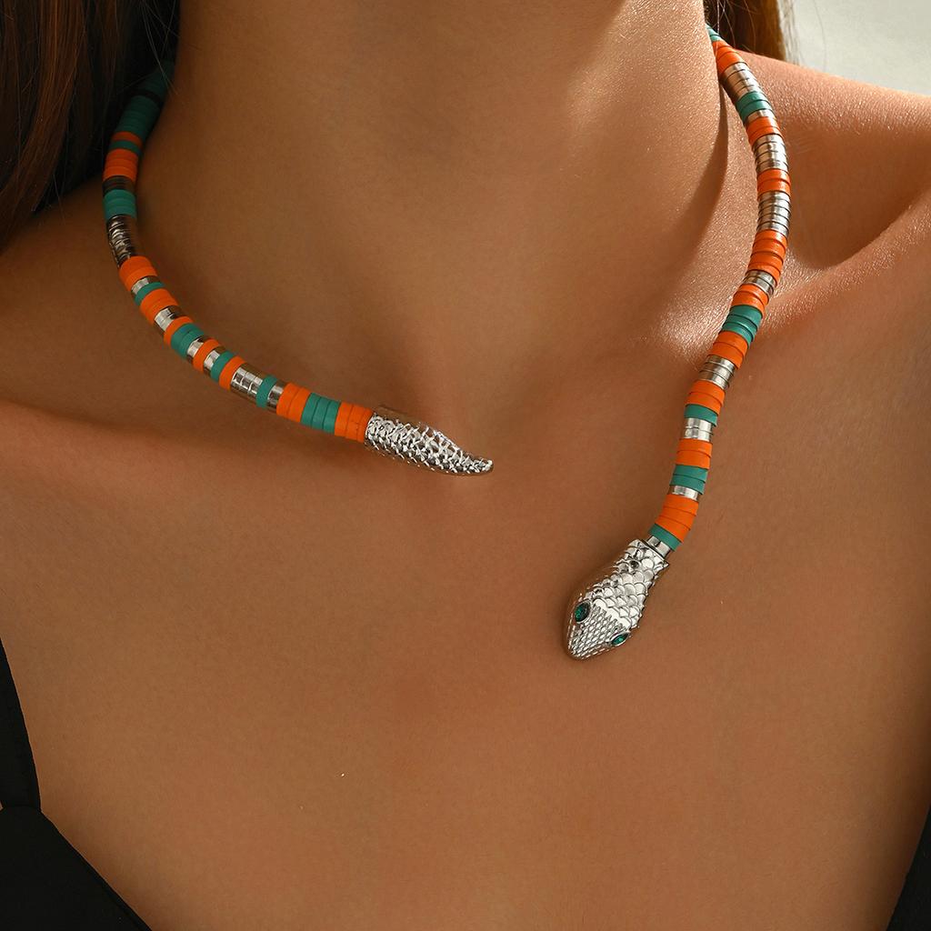 Cold Wind Wrapped Snake Bone Metal Necklace Personality Exaggerated Collarbone Chain