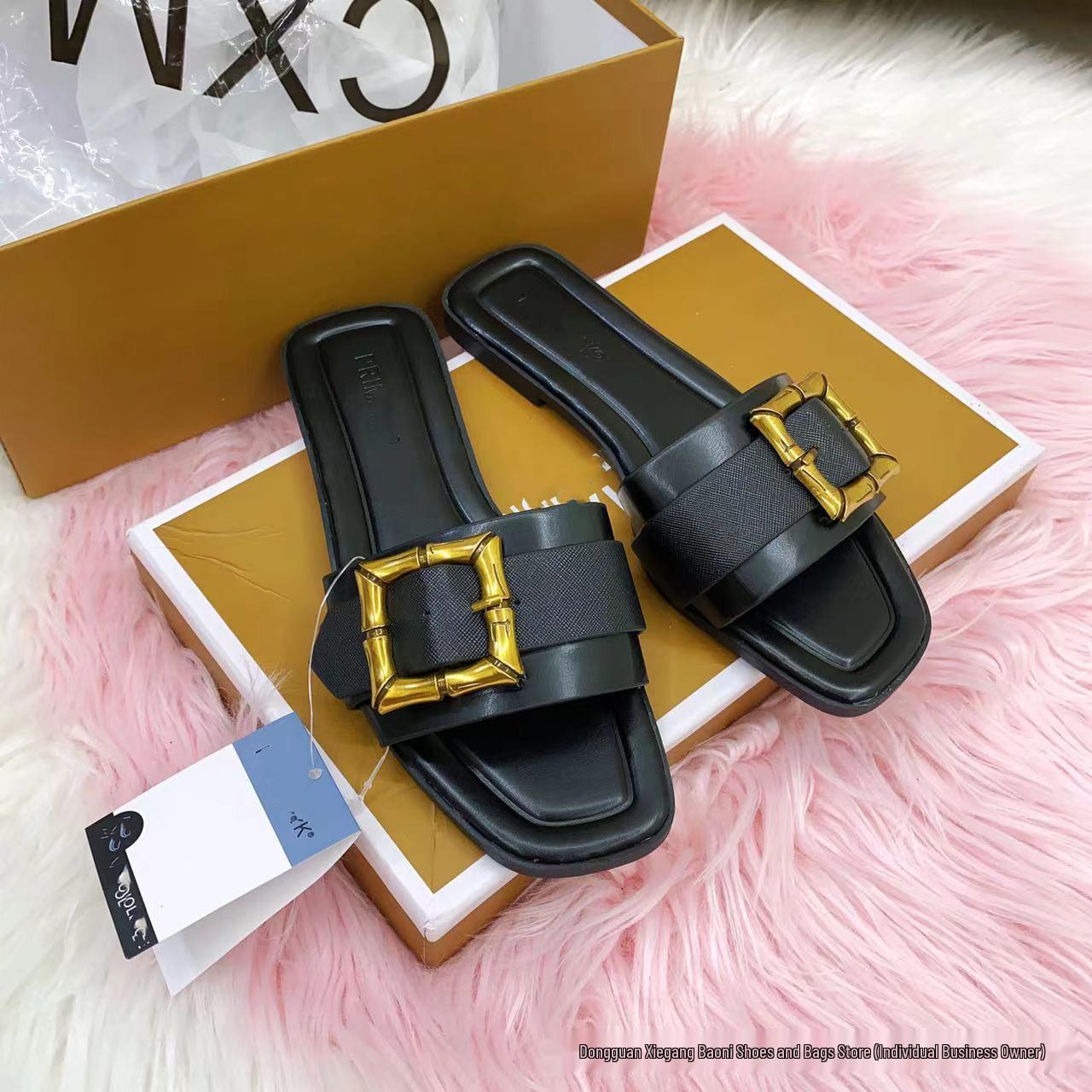 

Женские универсальные шлепанцы на плоской подошве 2025: Новый стиль для повседневной одежды для улицы в Африке и Индонезии Size 37 чёрный