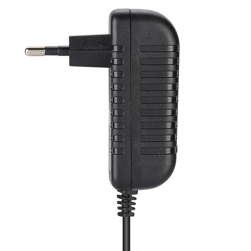 Víceúrovňová ochrana Vstup 12,6V1A adaptivní lithiové baterie -