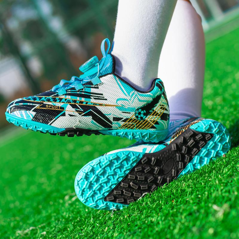 Summer new mesh rotating buckle football shoes older children broken nails boys and girls training football shoes free of laces