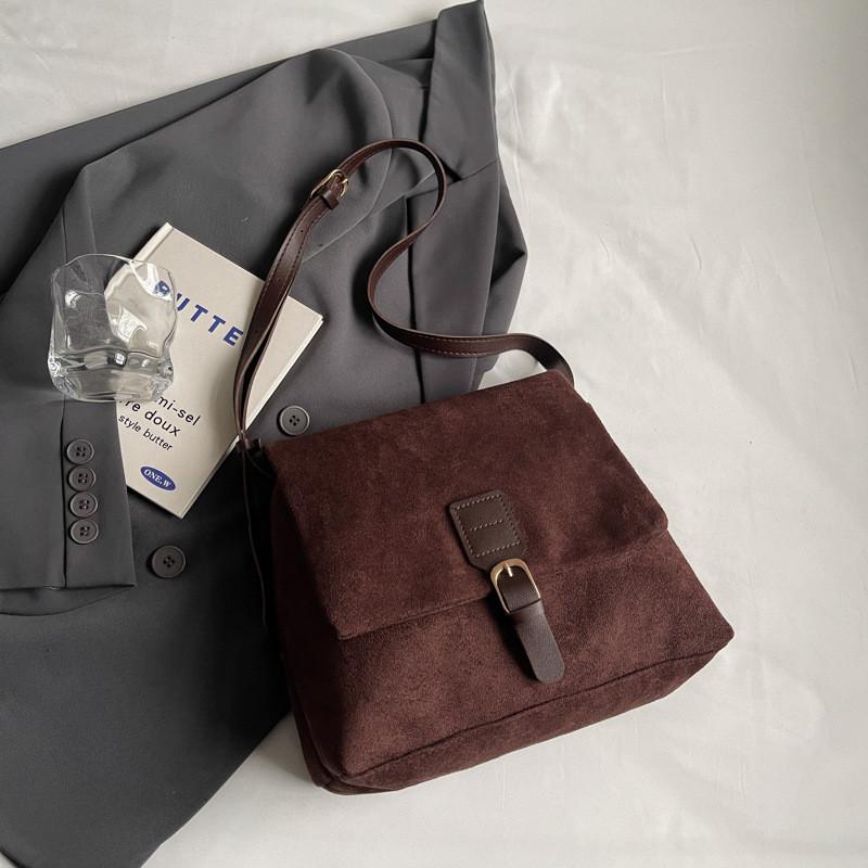 Fashionable Vintage Large Capacity Women's Shoulder Crossbody Bag In Trendy Colors