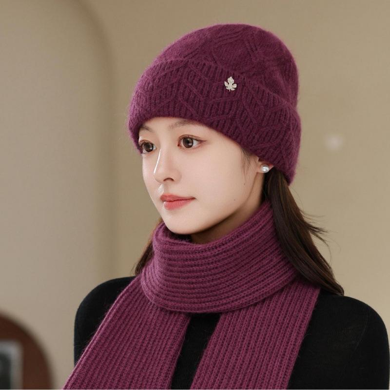 Outdoor Hat for Women in Autumn and Winter Fashionable and Versatile Plus Velvet Mom Hat Casual Cold Proof Woolen Hat Neck Warm Suit