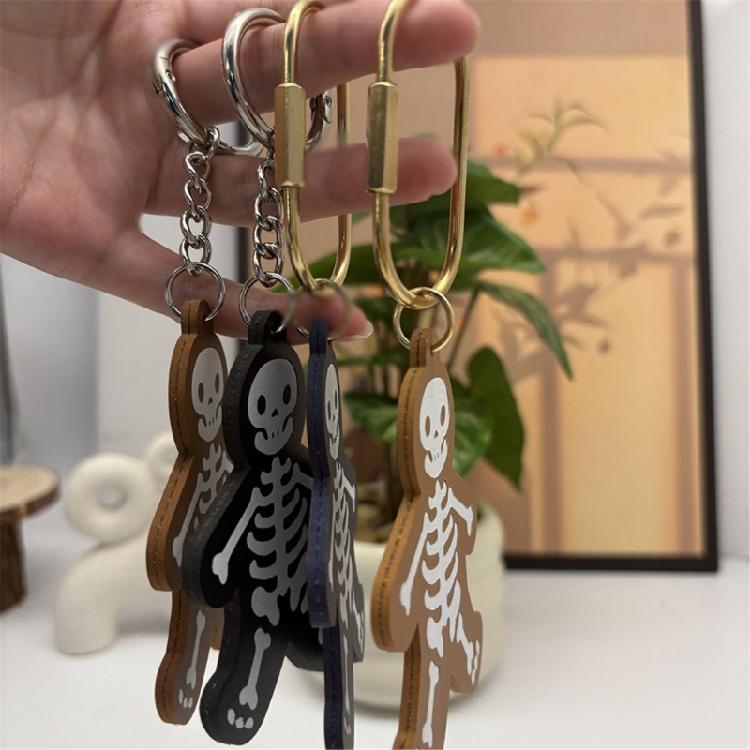 Spooky Skull Design Keychain Ornament With PU Leather Construction Accent For Gift Giving And Themed Celebrations