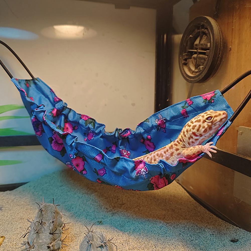 

Reptile Hanging Bed with Suction Cups Breathable Mesh Hammock for Lizard Gecko Snake Hamster Terrarium Climbing Resting Spot for Vivarium Cage M темно-синий