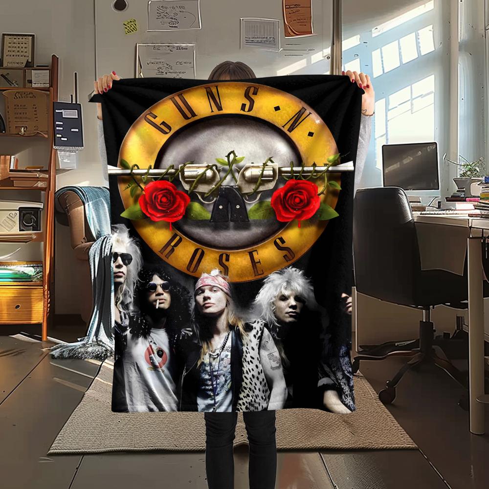 1Pc Guns&Roses Print Flannel Blanket, High quality Comfortable for All Seasons, Home Decor, Warmth and Comfort, Perfect for Gifts