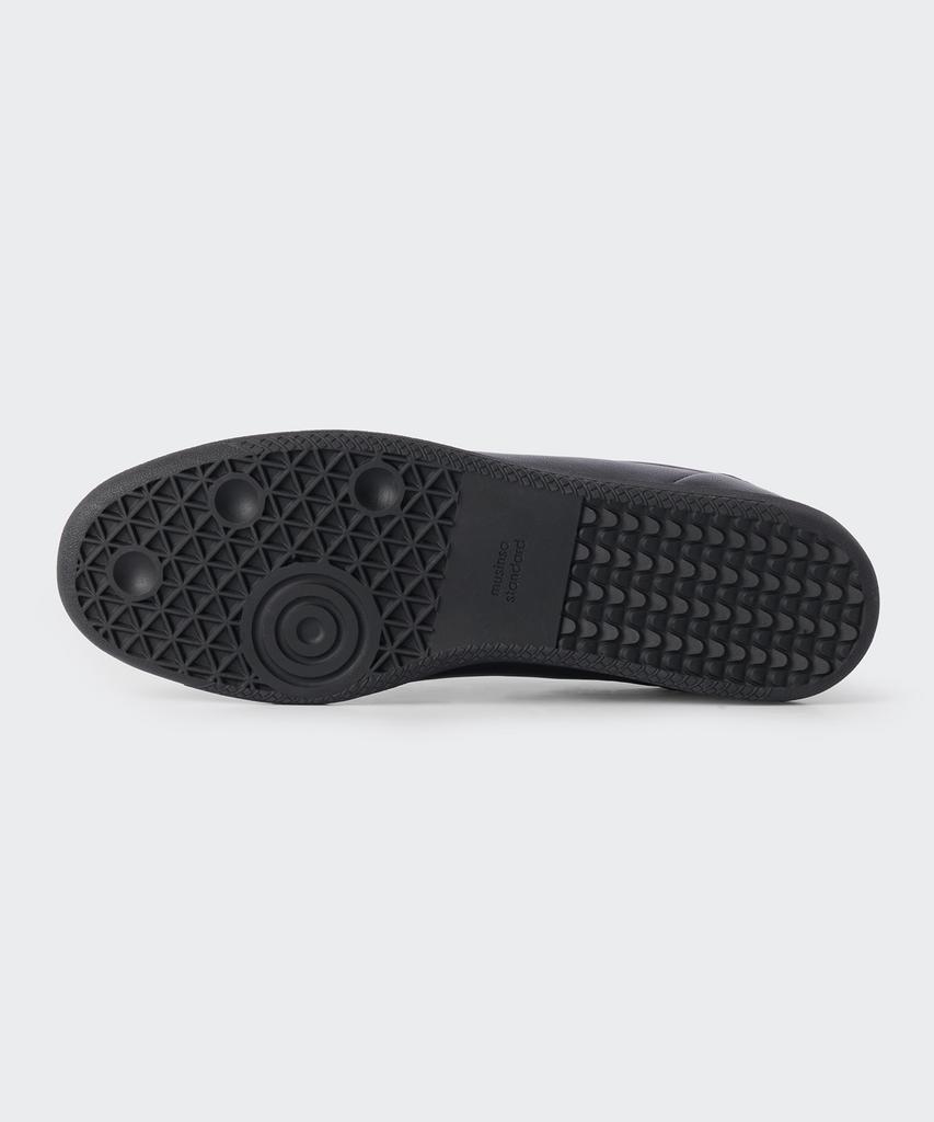 Musinsa Standard Retro Bowling Sneakers [Black]