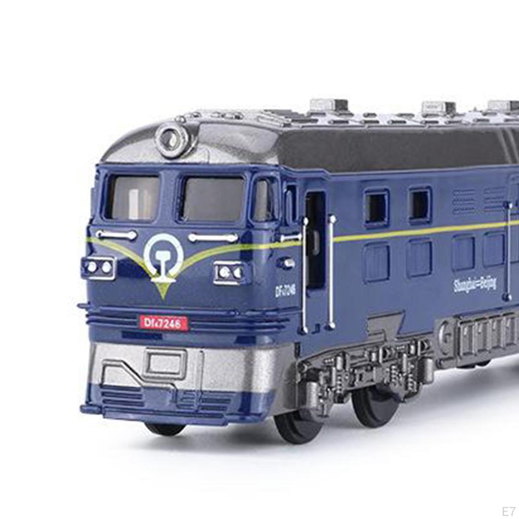 1/8 cast Locomotive Toy with Pull Back Action for Children Gifts
