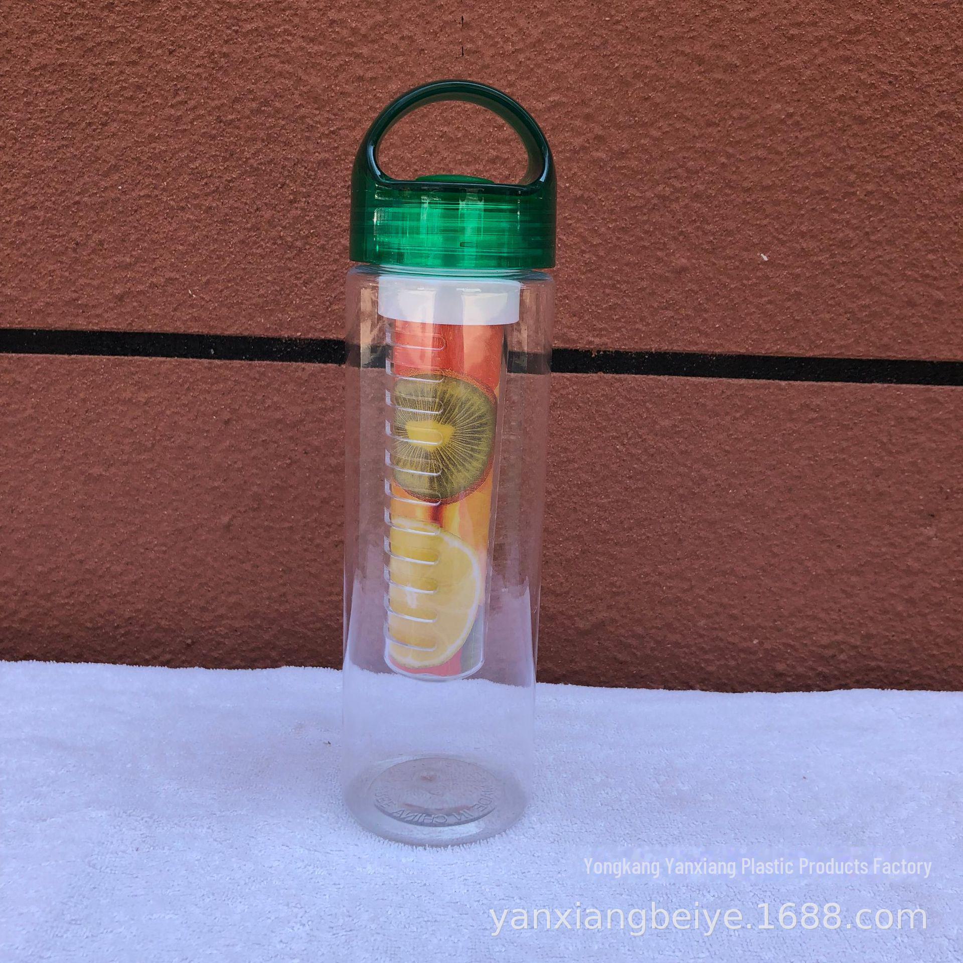 

Пластиковый стаканчик для фруктов с ручкой для чая и лимонных настоев - идеальный рекламный подарок 700ml зелёный