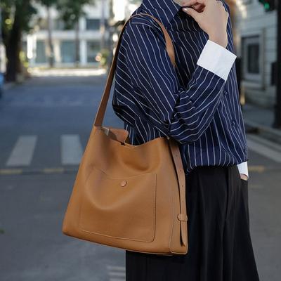 Erste Schicht Rindsleder Große Tasche Großes Fassungsvermögen Damen Echte Leder Tragetasche Eimertasche Pendler Schultertasche