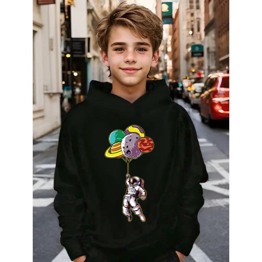 

A Single Piece Of Casual And Fashionable Black Hooded Sweatshirt With Cartoon Astronaut Print Pattern For Boys 100