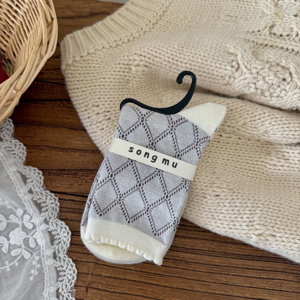 Ladies Spring and Autumn Vintage Sweet Flanging Check Bow in The Tube Socks