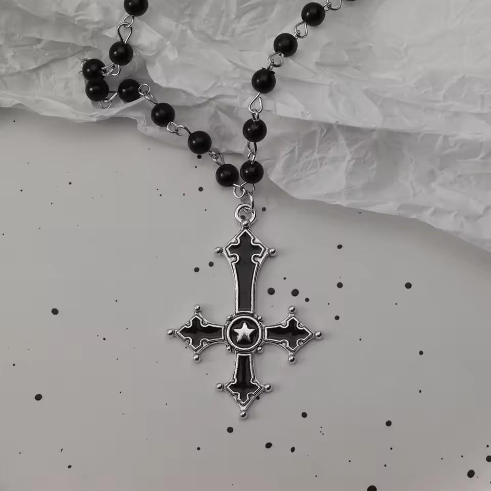 Gotische Vleermuis Kruis Donker Hanger Ketting Set, Y2K Gepersonaliseerde Doorn Liefde Zwarte Kraal Gestapelde Ketting Set, Geschikt als Halloween G